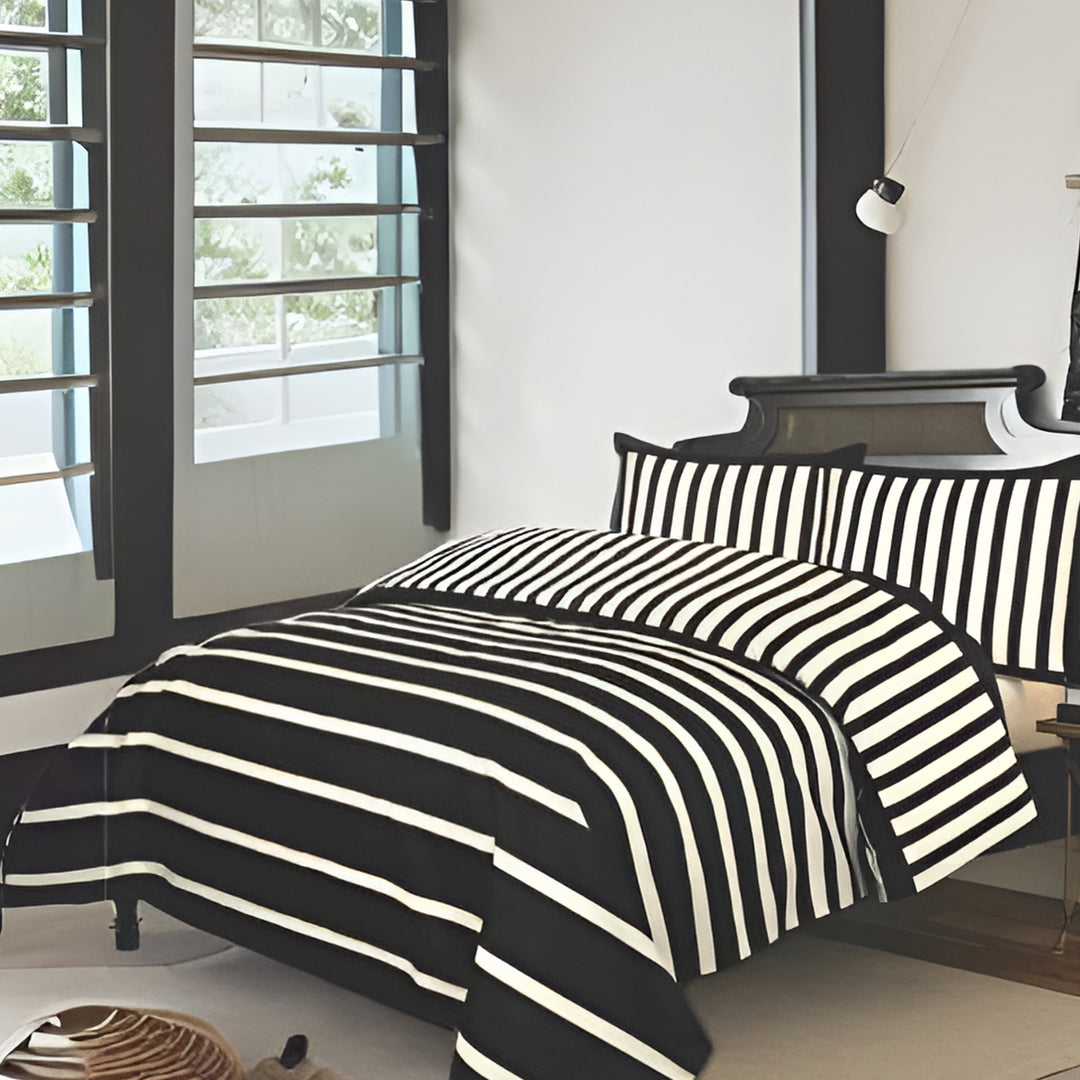 Complete Duvet Cover Bedding Set Stripe Pattern Black